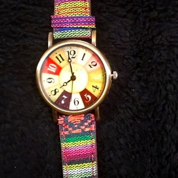 Hippy Casual Sports Multicolor Quartz Watch - Picture 2 of 5